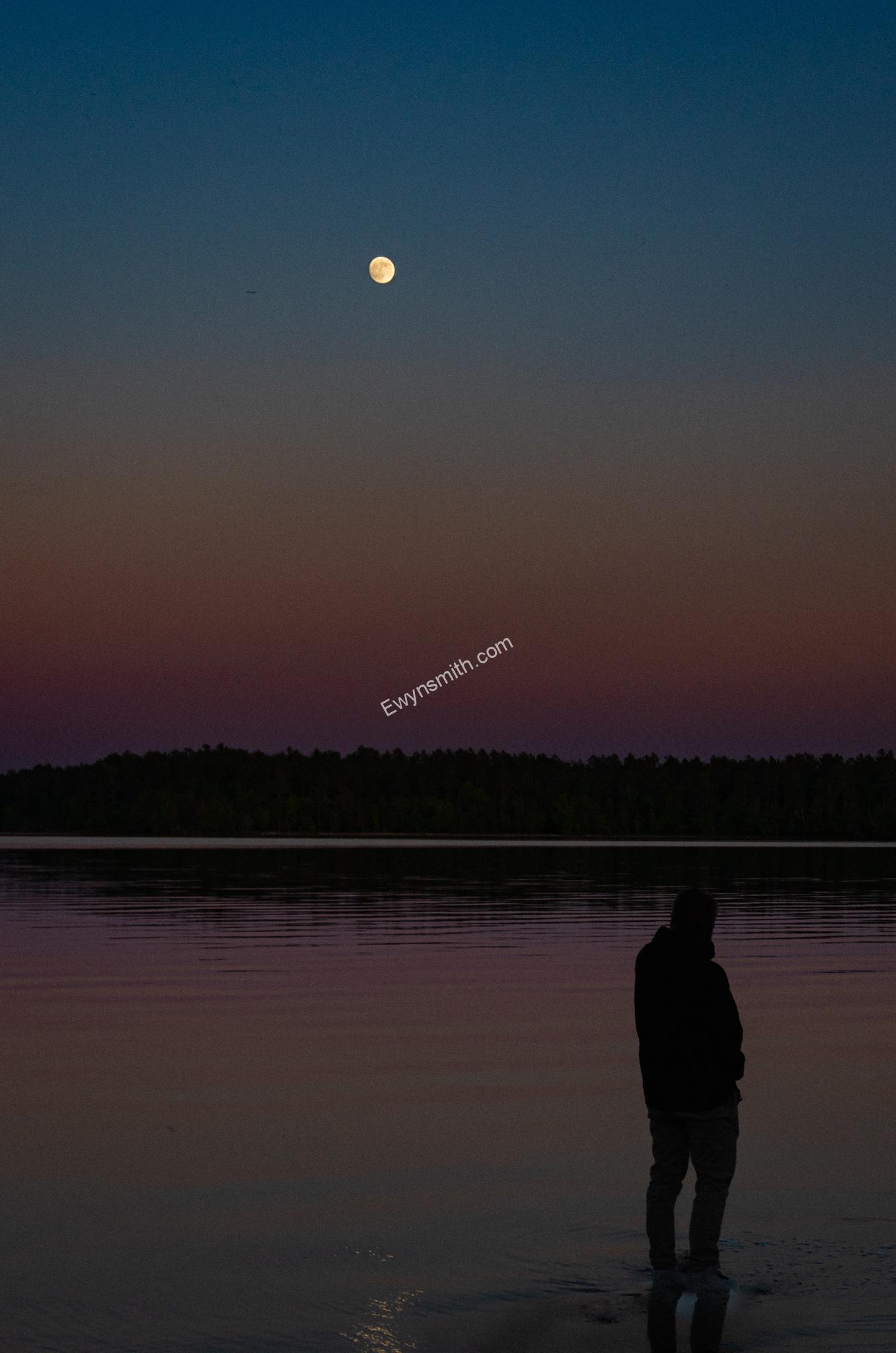 Showing the photo "Lo-Fi Lake"